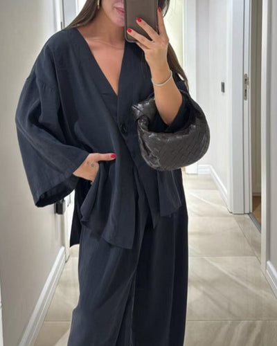 Magesty Casual V-Neck Set