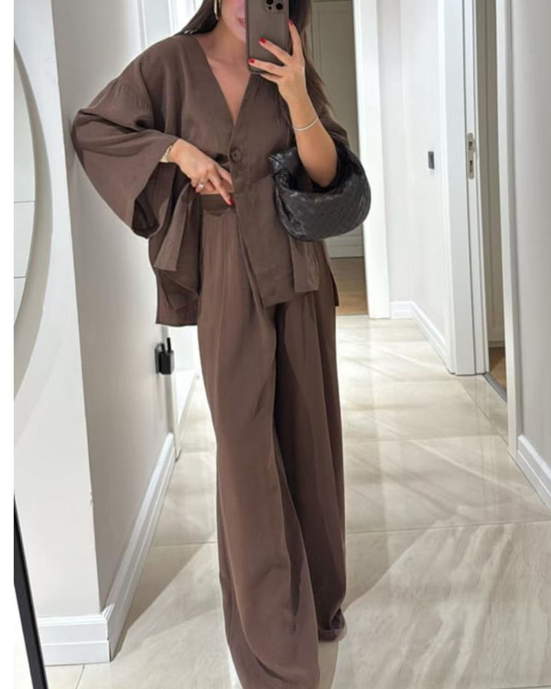 Magesty Casual V-Neck Set